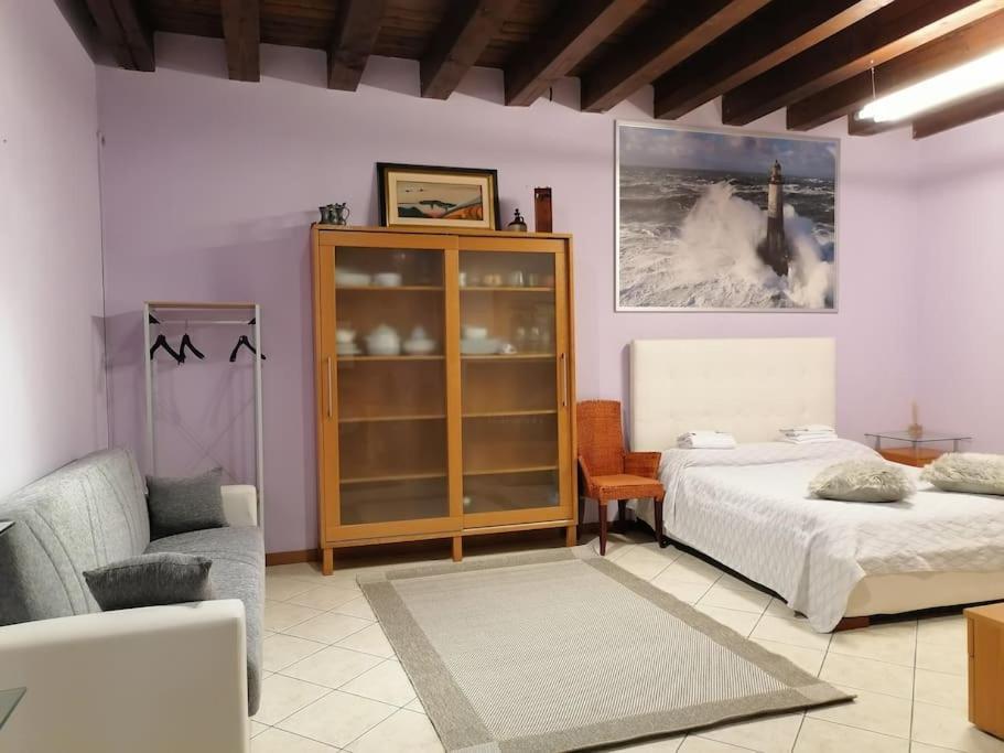 Monolocale In Piazza Isolo Appartement Verona Buitenkant foto