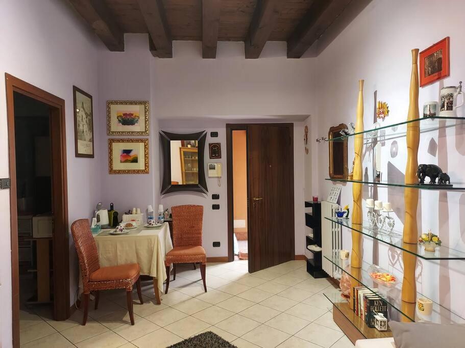 Monolocale In Piazza Isolo Appartement Verona Buitenkant foto