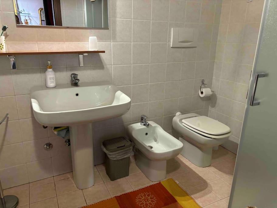 Monolocale In Piazza Isolo Appartement Verona Buitenkant foto