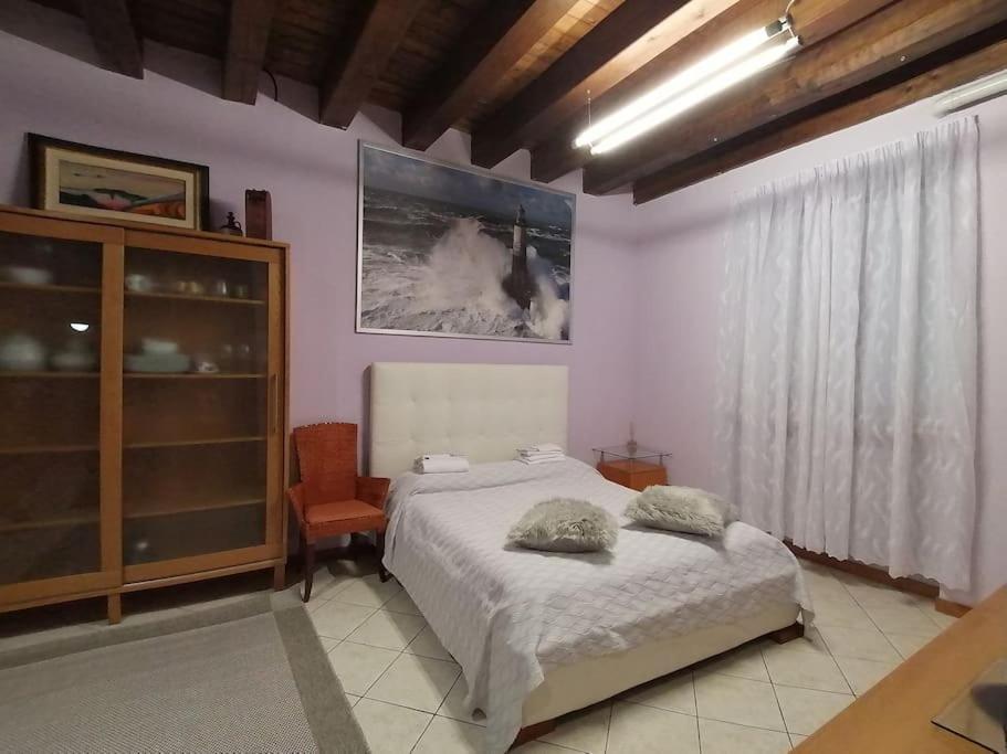 Monolocale In Piazza Isolo Appartement Verona Buitenkant foto